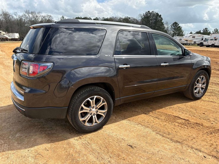 2016-gmc-acadia-slt-image-3