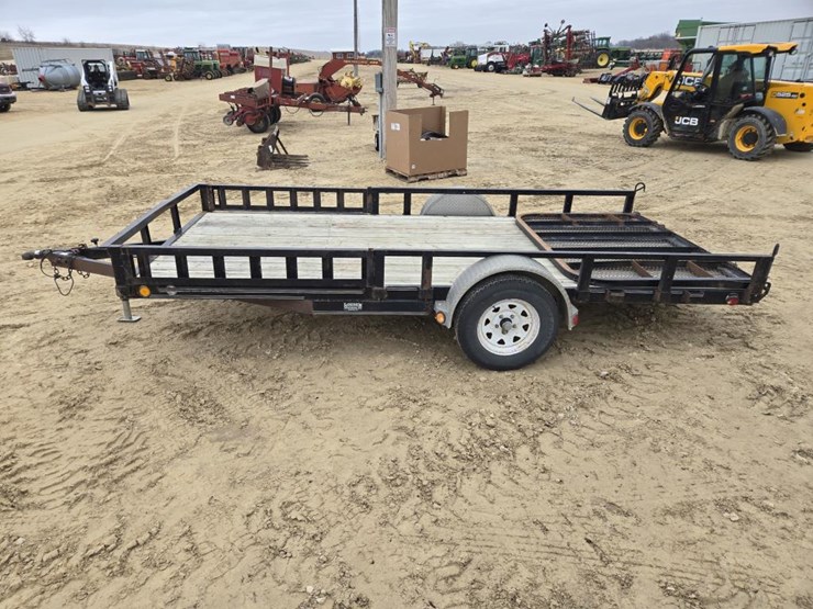 2011-pj-flatbed-image-2