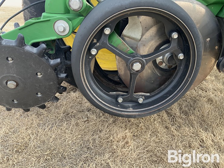 2023-john-deere-1775nt-image-17