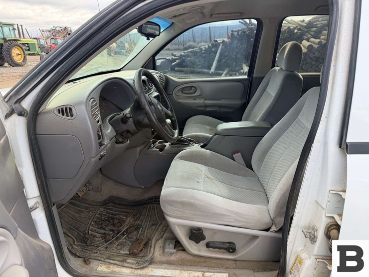 2008-chevrolet-trailblazer-image-8