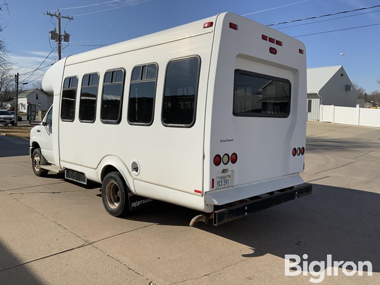 2010-ford-e450-image-7