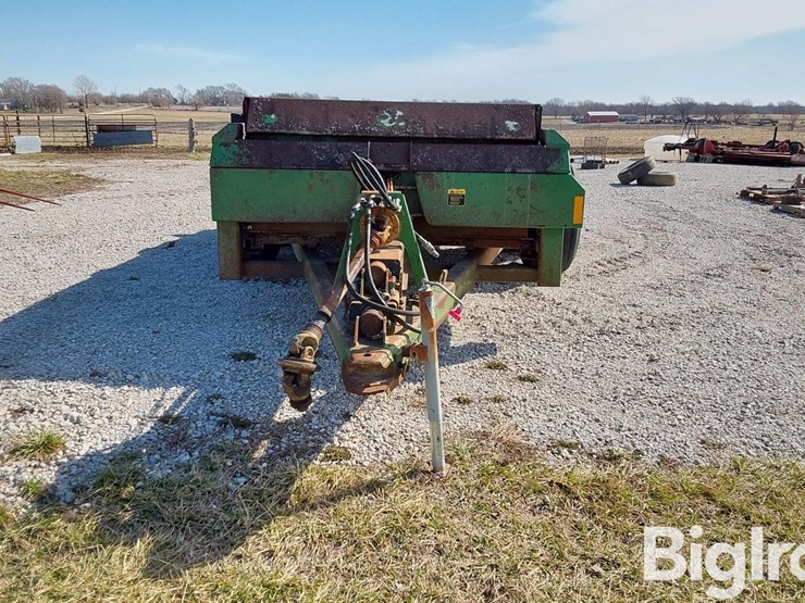 john-deere-785-image-2