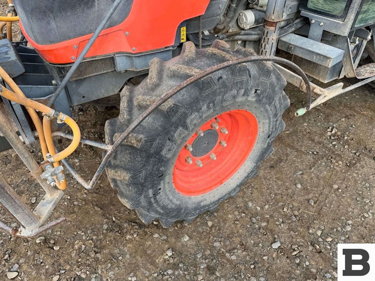 2014-kubota-m8540hd-image-11