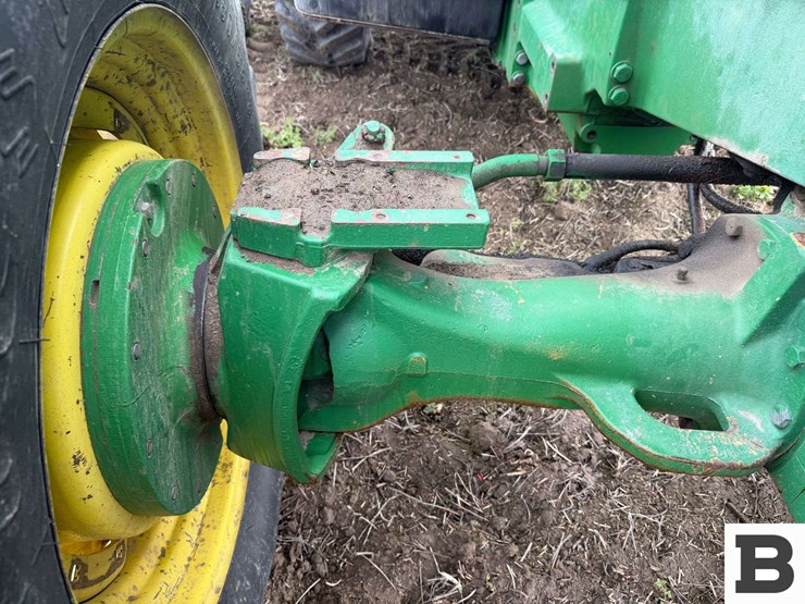 1995-john-deere-8300-image-75