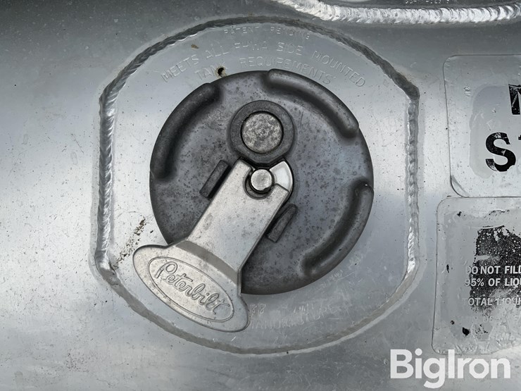 1989-peterbilt-379-image-12