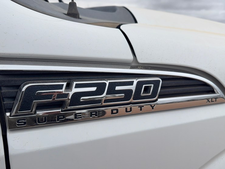 2011-ford-f250-image-12