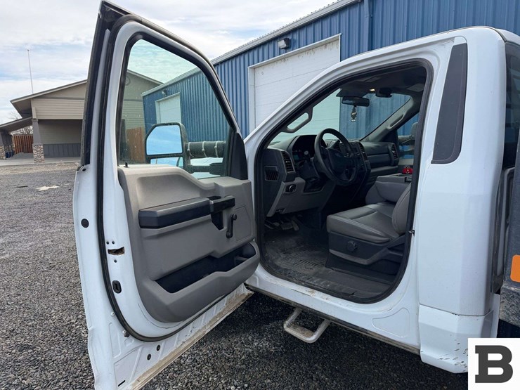 2019-ford-f350-image-13