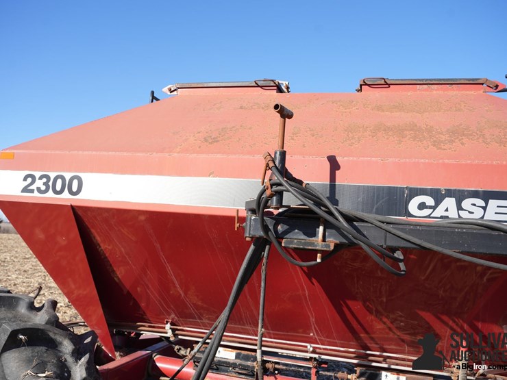 case-2300-air-cart-image-16