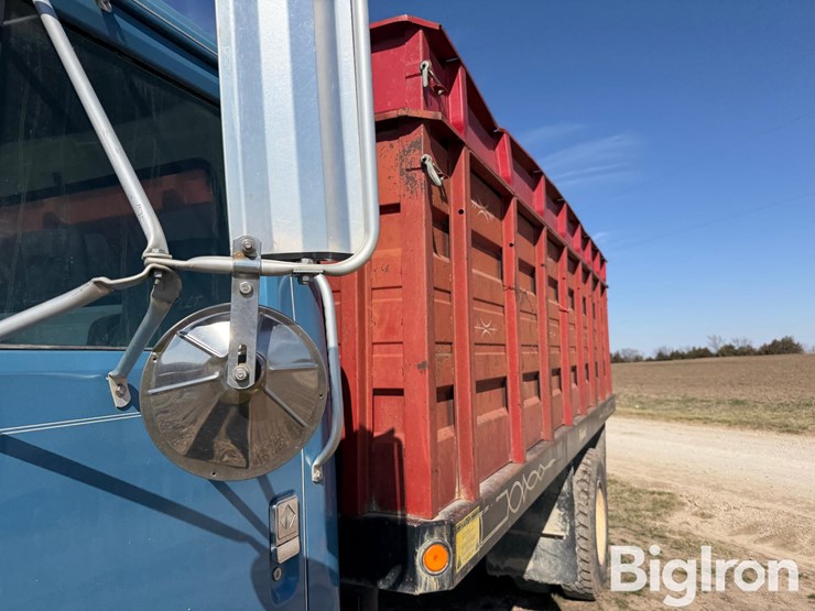 1998-international-4900-image-11