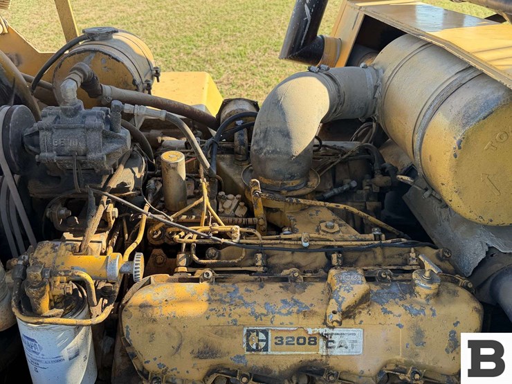 1979-caterpillar-v180b-image-23