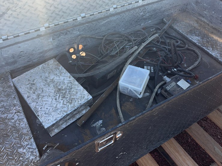 auxiliary-fuel-tank-image-5