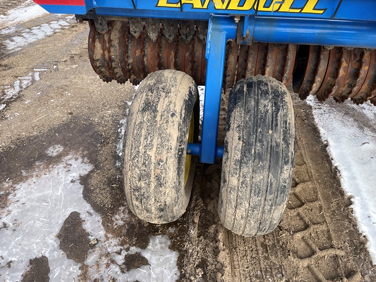 #1072-•-landall-3130-notched-packer-(somerset,-wi)-image-20