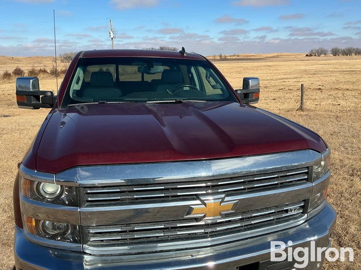2016-chevrolet-silverado-2500-image-12
