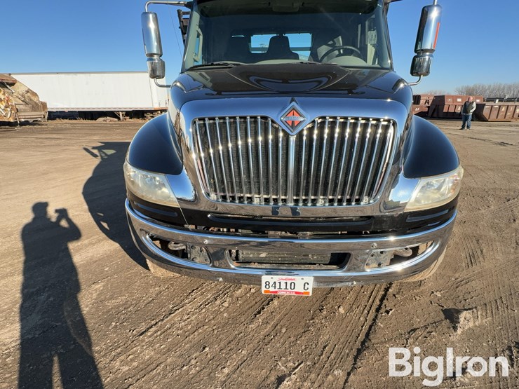 2012-international-durastar-4300-image-12