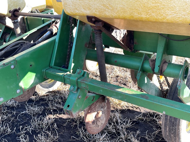john-deere-7000-image-16