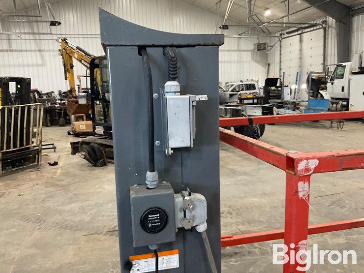 2016-skyjack-sj12-image-13