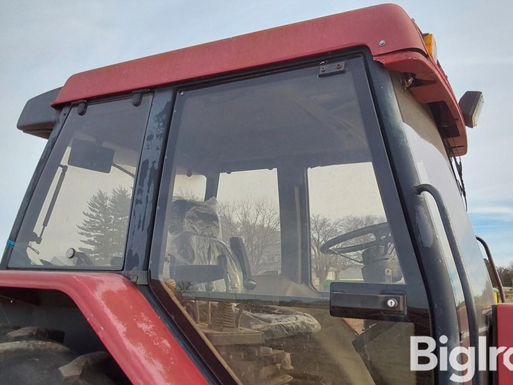 1990-case-ih-5140-image-12
