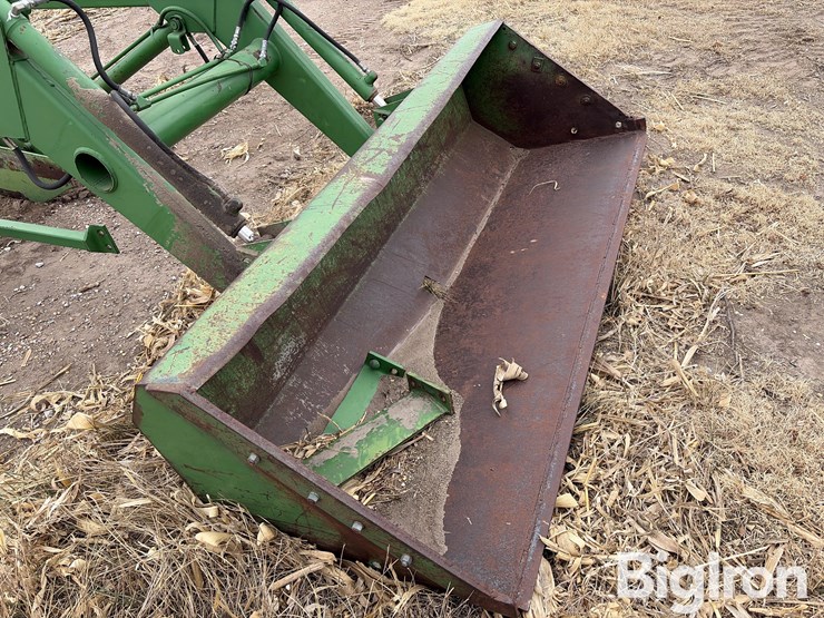 john-deere-148-image-17