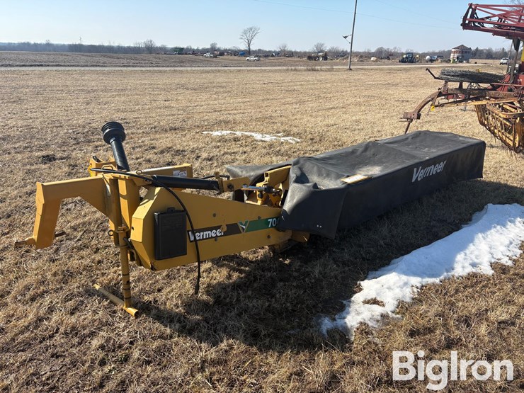 2007-vermeer-7040-image-7