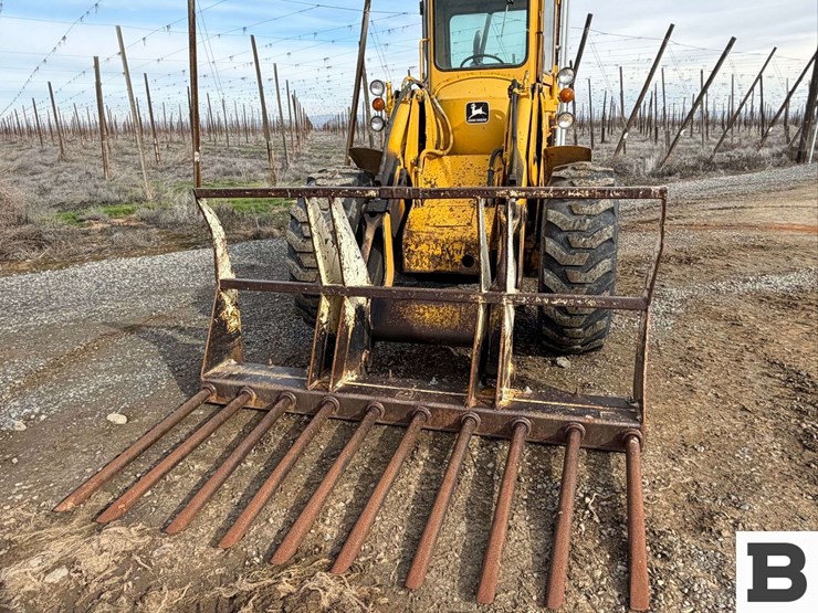 john-deere-544-image-10