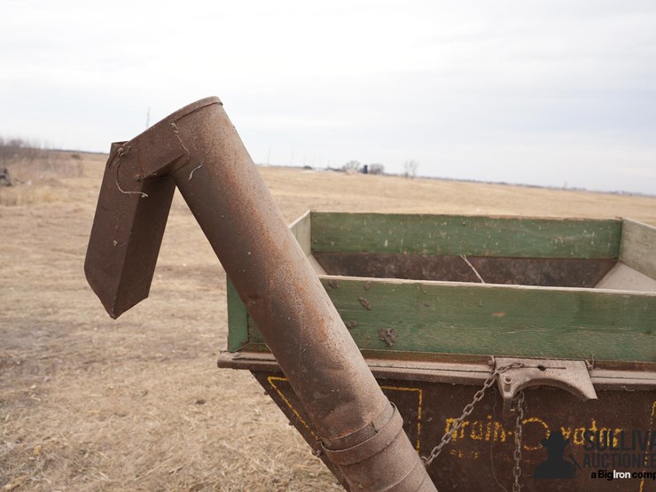 grain-o-vator-10-auger-wagon-image-19