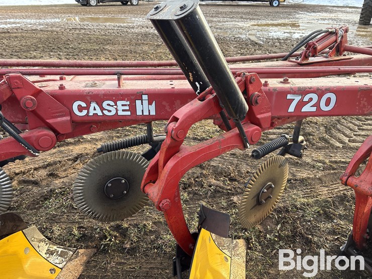 case-ih-720-image-13