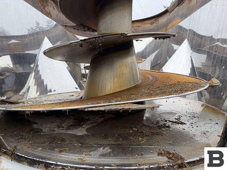 2013-kenworth-t800-image-47