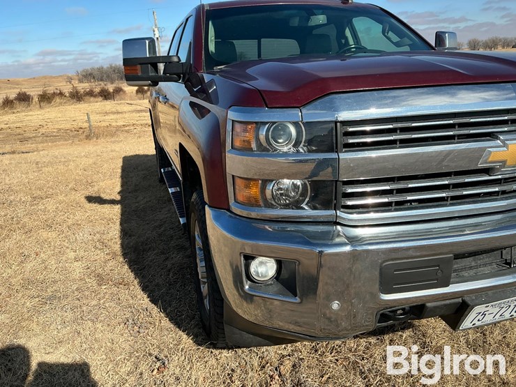 2016-chevrolet-silverado-2500-image-10