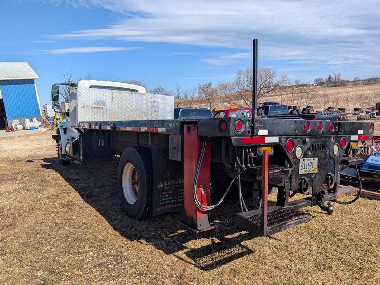 2006-international-durastar-4300-image-6