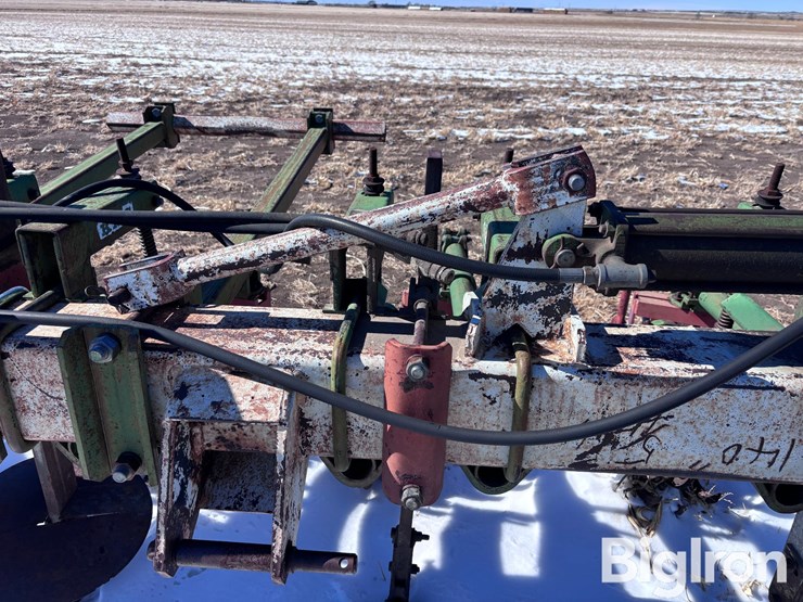 kmc-folding-3-pt-rolling-cultivator-image-9