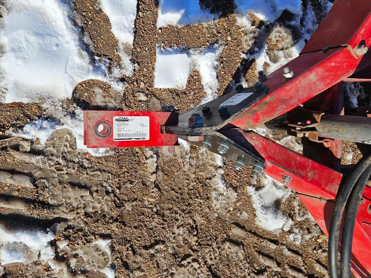 international-5100-image-9