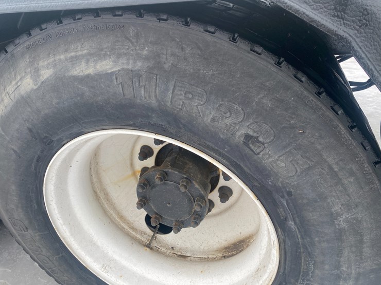 #1145-•-2009-mack-gu713-semi-tractor-(has-wi-title)-(mosinee,-wi)-image-49