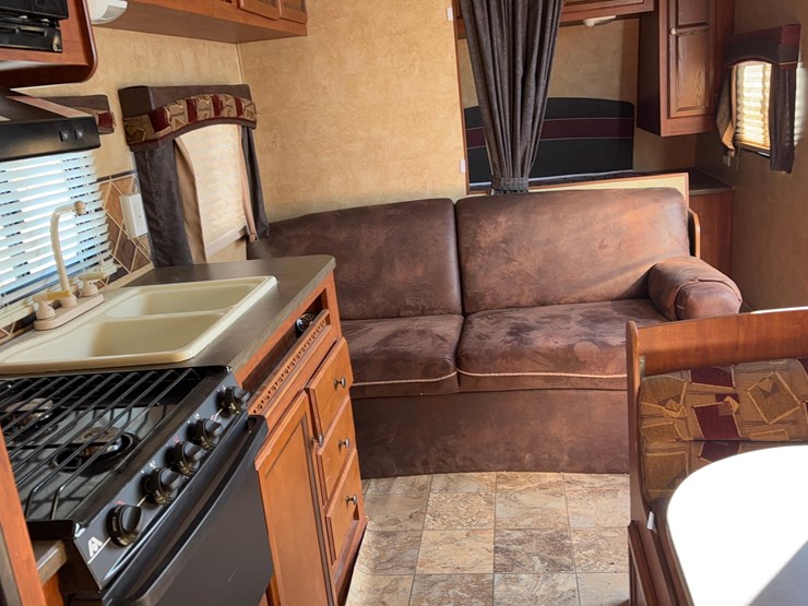 2012-jayco-jay-flight-camper-trailer-image-23