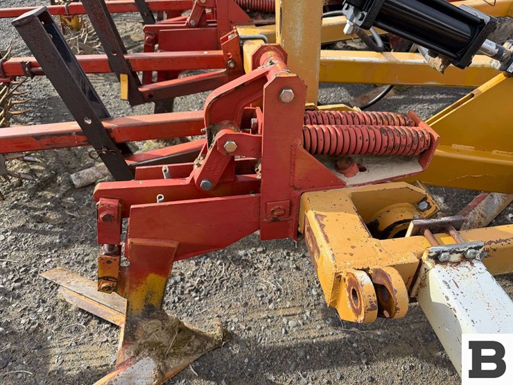 1995-haybuster-3200-image-32