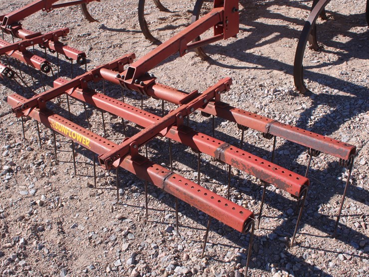 #2028-•-landoll-9-shank-chisel-plow-image-15