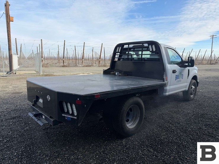 2019-ford-f350-image-8