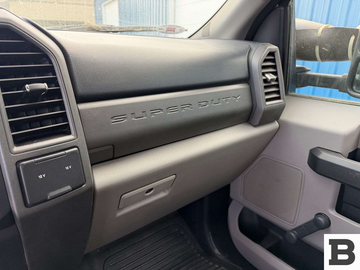 2019-ford-f350-image-24