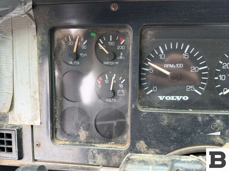 1998-volvo-wca-tractor-truck---reardan,-wa-image-56