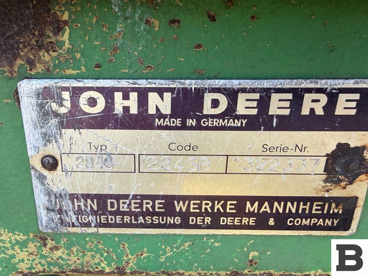 john-deere-2840-image-36