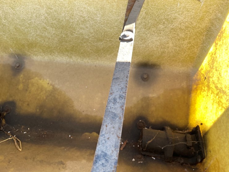 john-deere-7000-image-40