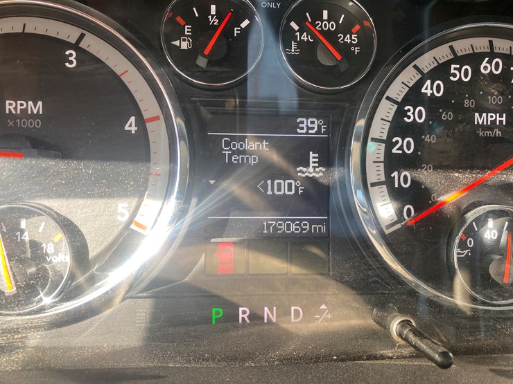 2012-dodge-ram-5500-image-28