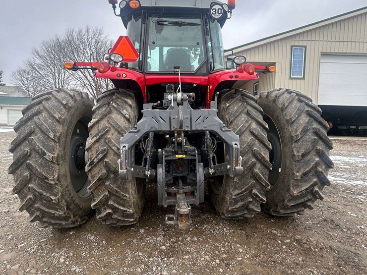 2015-massey-ferguson-7726-image-12