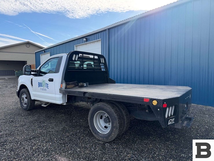 2019-ford-f350-image-6