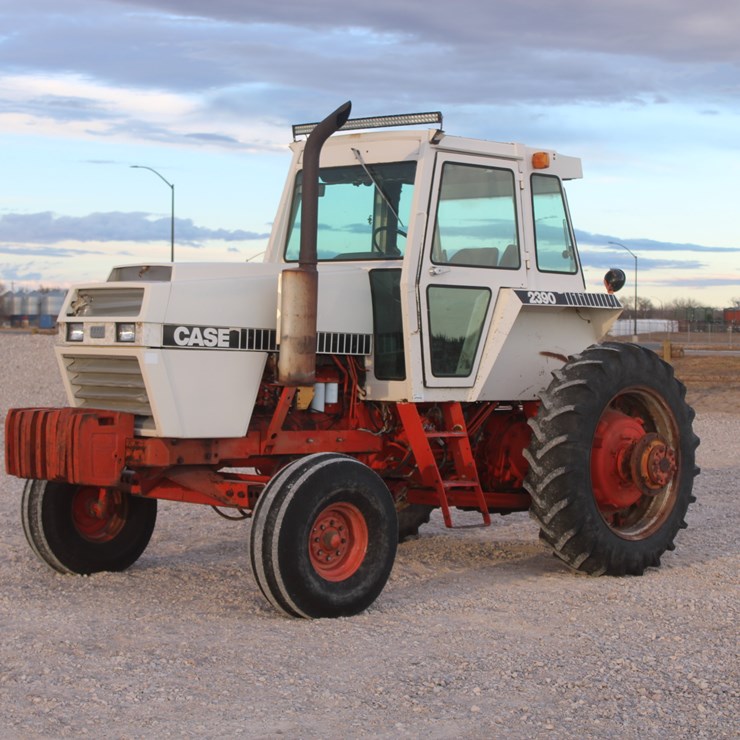 #1012 • CASE 2390 Tractor