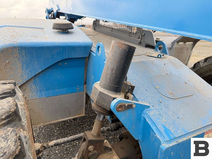 2013-genie-gth844-image-40