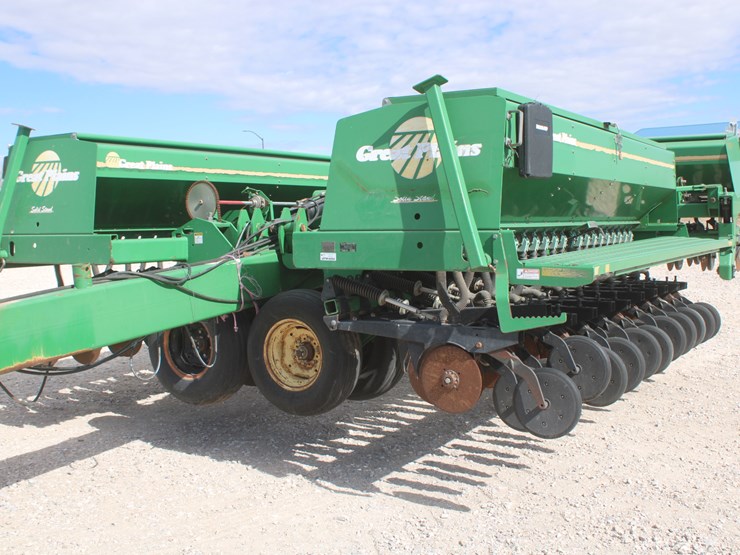 #1004-•-great-plains-3s-400d-solid-stand-grain-drill-image-14