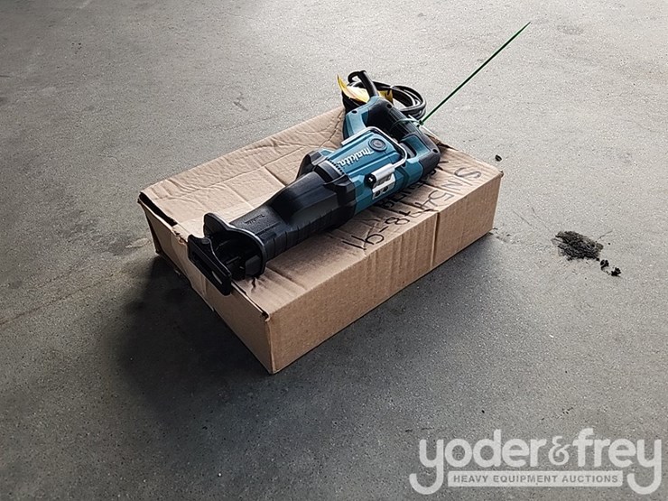 makita-corded-reciprocating-saw,-recondition(-jr3051t)-(1-yr-factory-warrenty)-image-4