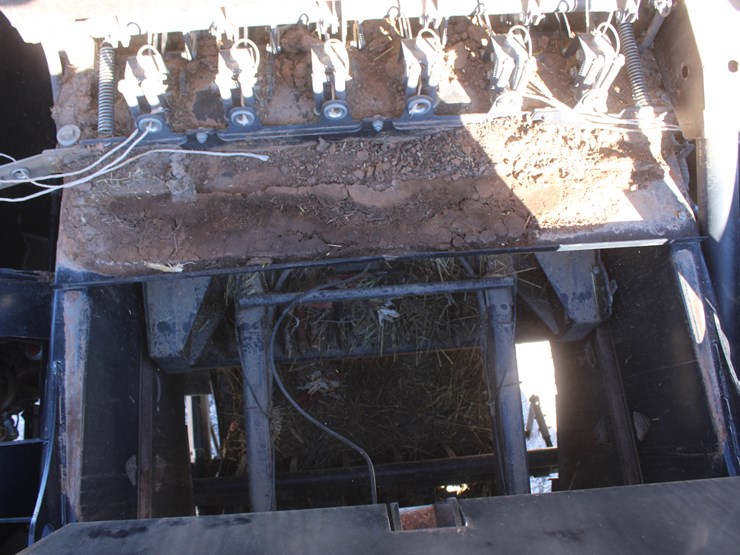 2019-case-ih-lb434xl-image-49