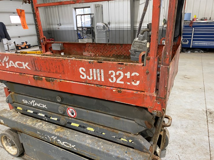 2016-skyjack-sjiii3219-image-11