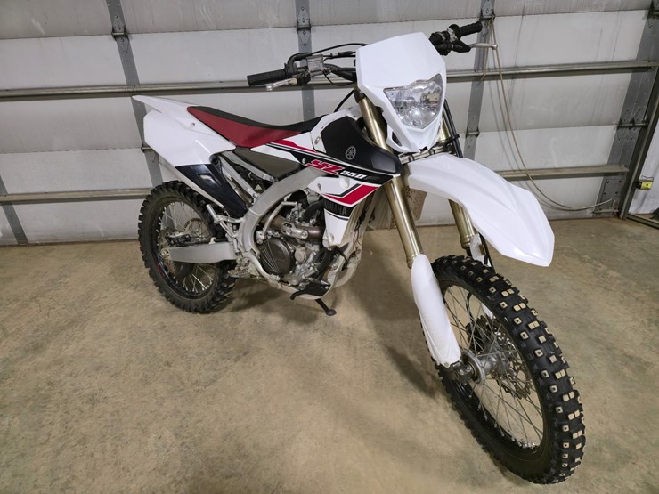 2017-yamaha-yz250-dirt-bike-image-3